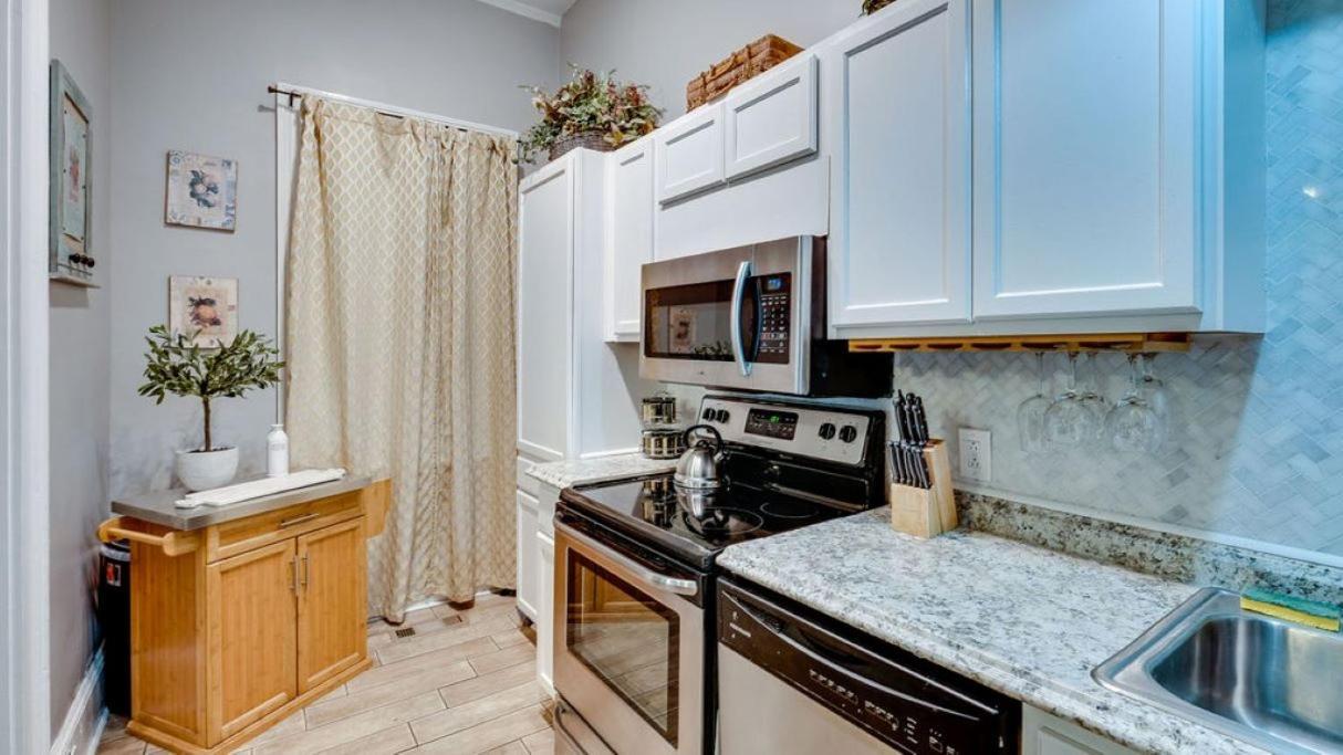 Comfortable Escape In Historic Downtown Savannah Exteriör bild