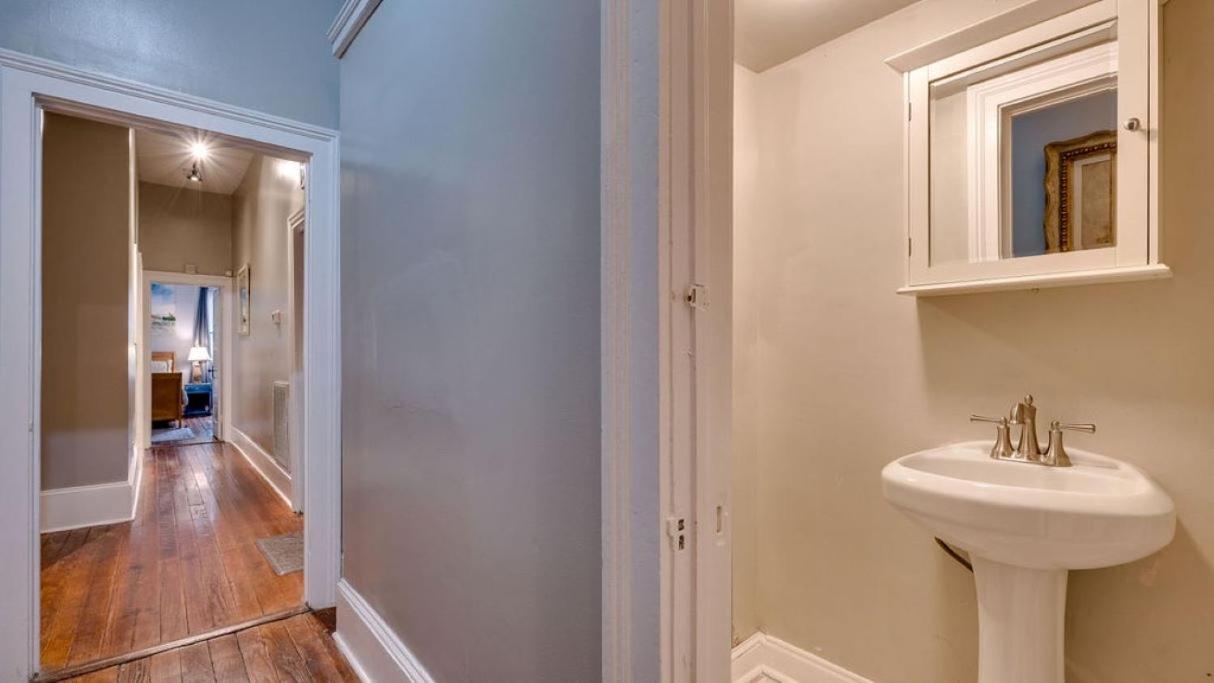 Comfortable Escape In Historic Downtown Savannah Exteriör bild
